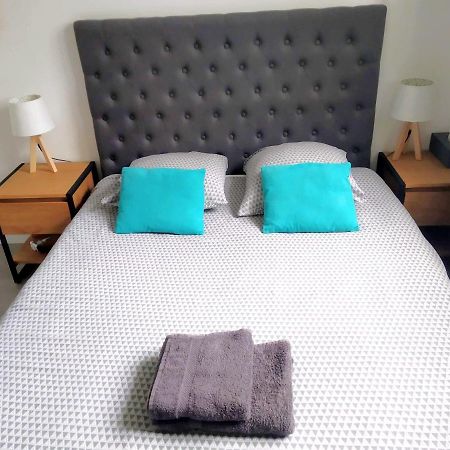 Bizanos Chambre Et Salle De Bain De Privee Proche De Pau מראה חיצוני תמונה